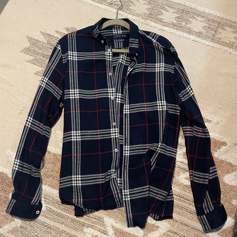 Men’s lightly worn Zara flannel.